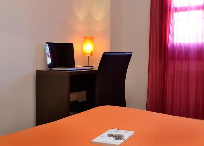 Gasthuis Bajo La Muralla