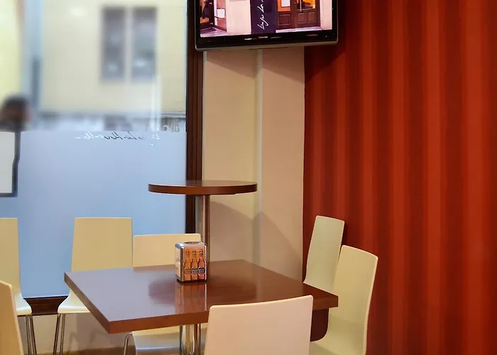 Bajo La Muralla Zamora